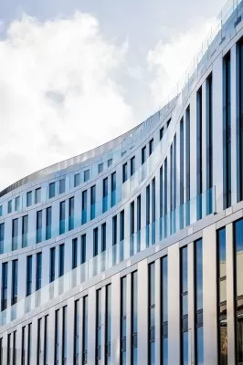 Façade de bâtiment par Acodi Façade de bâtiment par Acodi